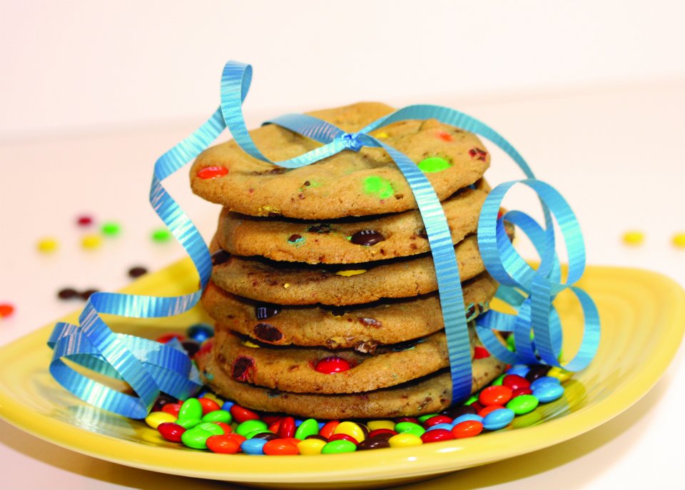 m&m/Chocolate Chip Cookie Dough - 3# Box 48 ct.